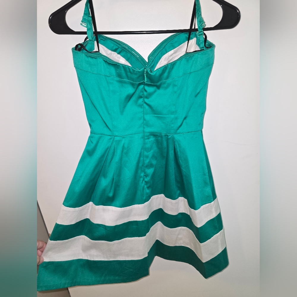 Woman's bebe Dress • Size XS